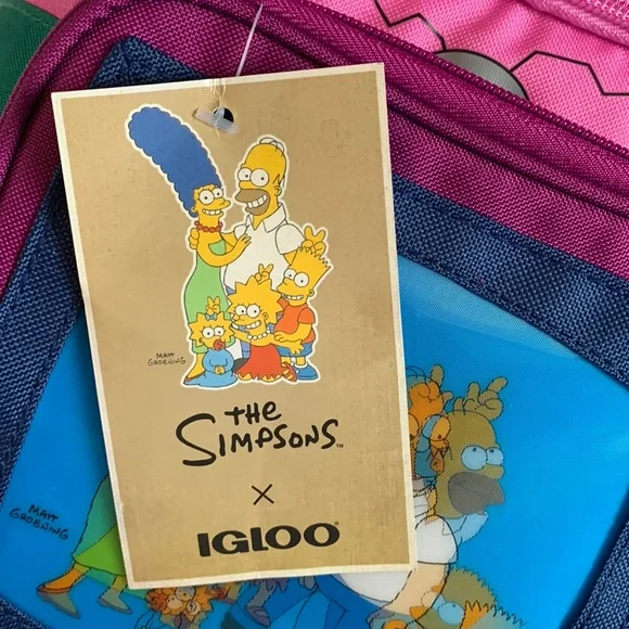 Igloo x The Simpsons Insulated Square Cooler Bag 9-Can Capacity - Picture 9 of 12